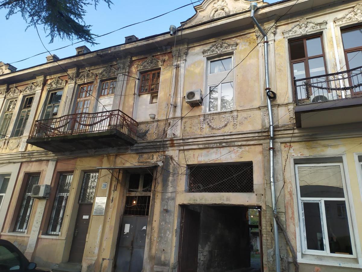 Студия В Центре Сухума Sukhumi Eksteriør billede